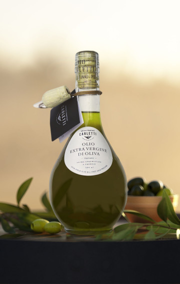 Carletti Natives Olivenöl Extra - Fiasco Flasche 500 ml. mit Tropfenfänger - First Cold Press